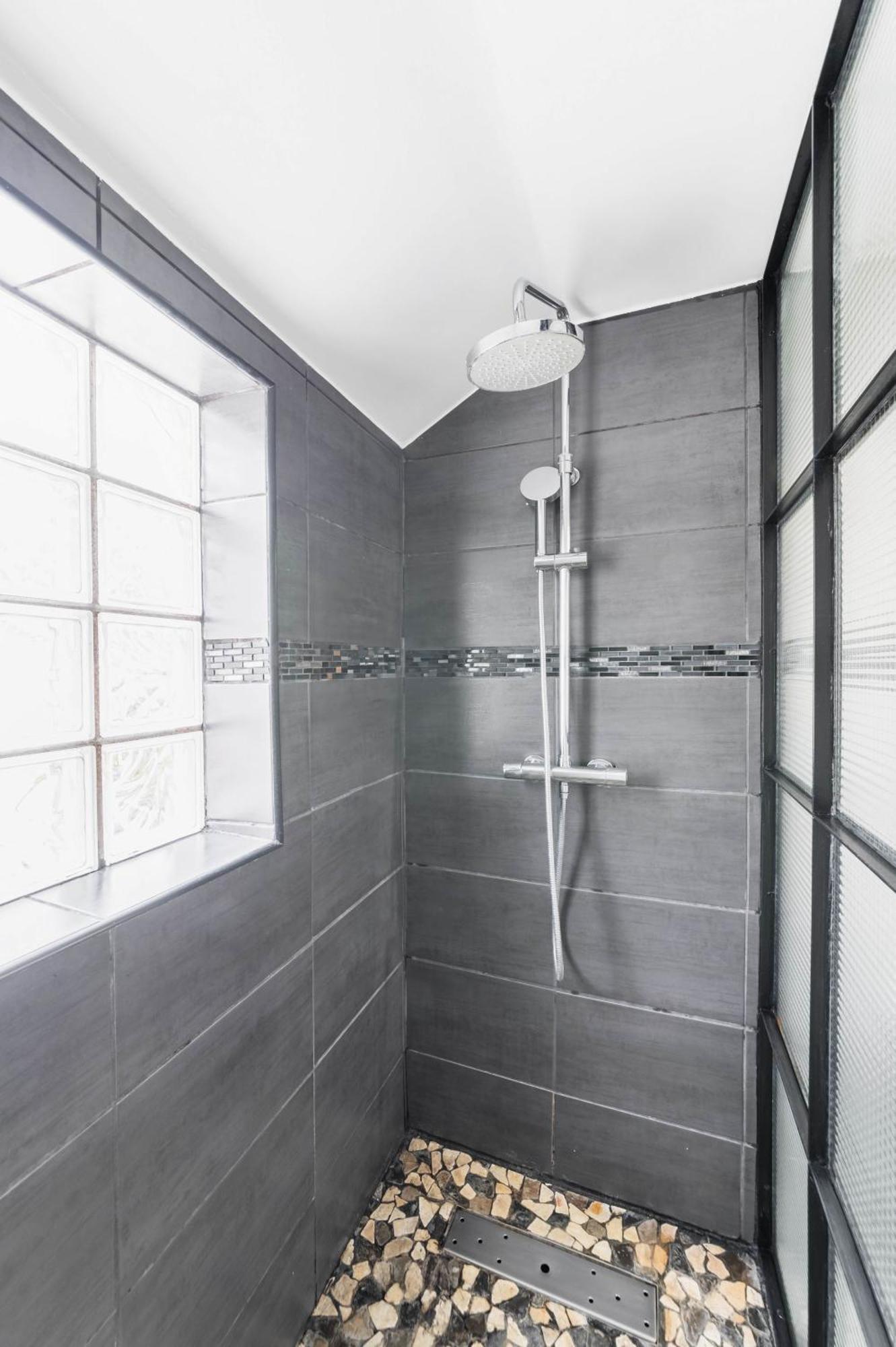 Villa Romainville Paris Pour 8 Personnes - Flat-Guest מראה חיצוני תמונה